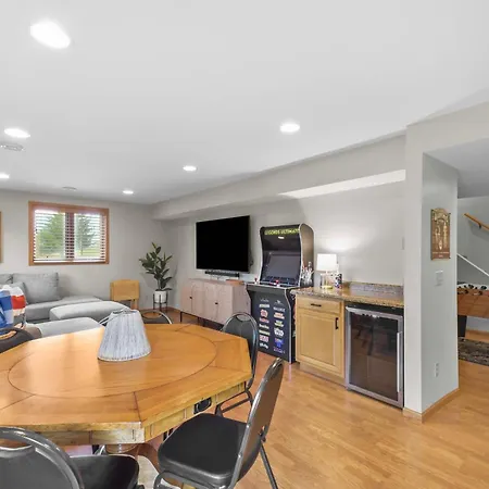 Galena Territory Home With Hot Tub And Game Room!